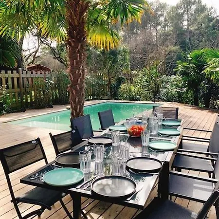 12 Pers Avec Piscine Chauffee 1 Mai Au 30 Sept Villa *