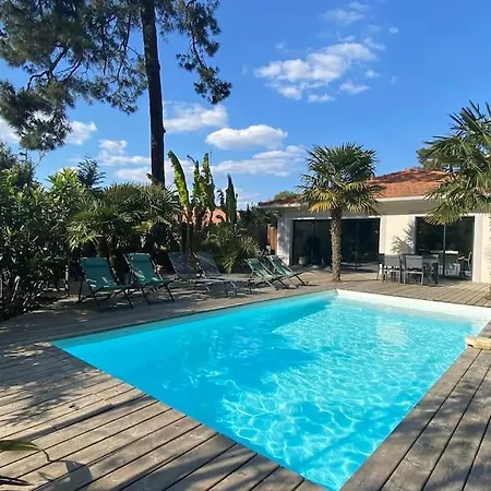 12 Pers Avec Piscine Chauffee Et Rafraichisseur 빌라 아르카숑