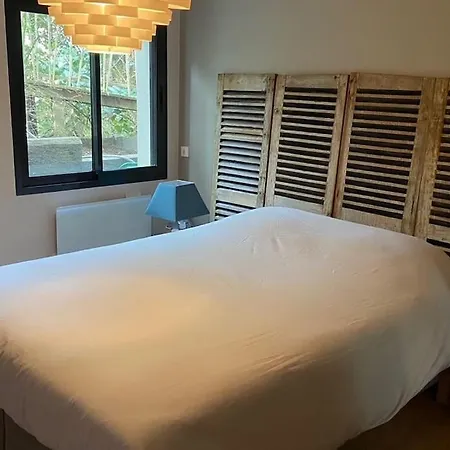 12 Pers Avec Piscine Chauffee Et Rafraichisseur Villa