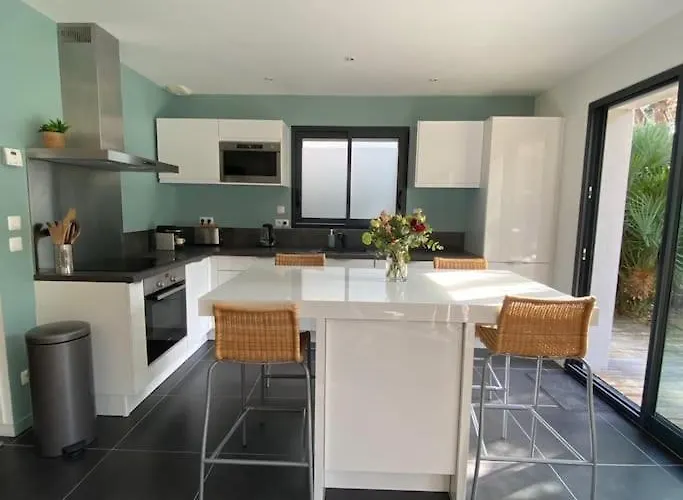 Βίλα 12 Pers Avec Piscine Chauffee 1 Mai Au 30 Sept *