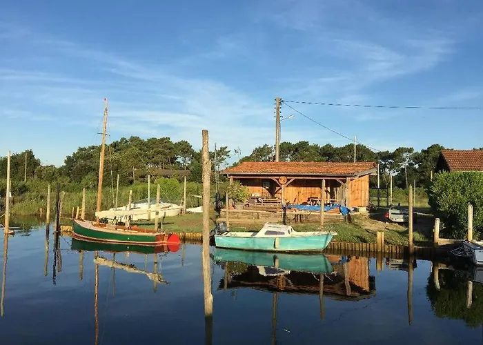 12 Pers Avec Piscine Chauffee 1 Mai Au 30 Sept *
